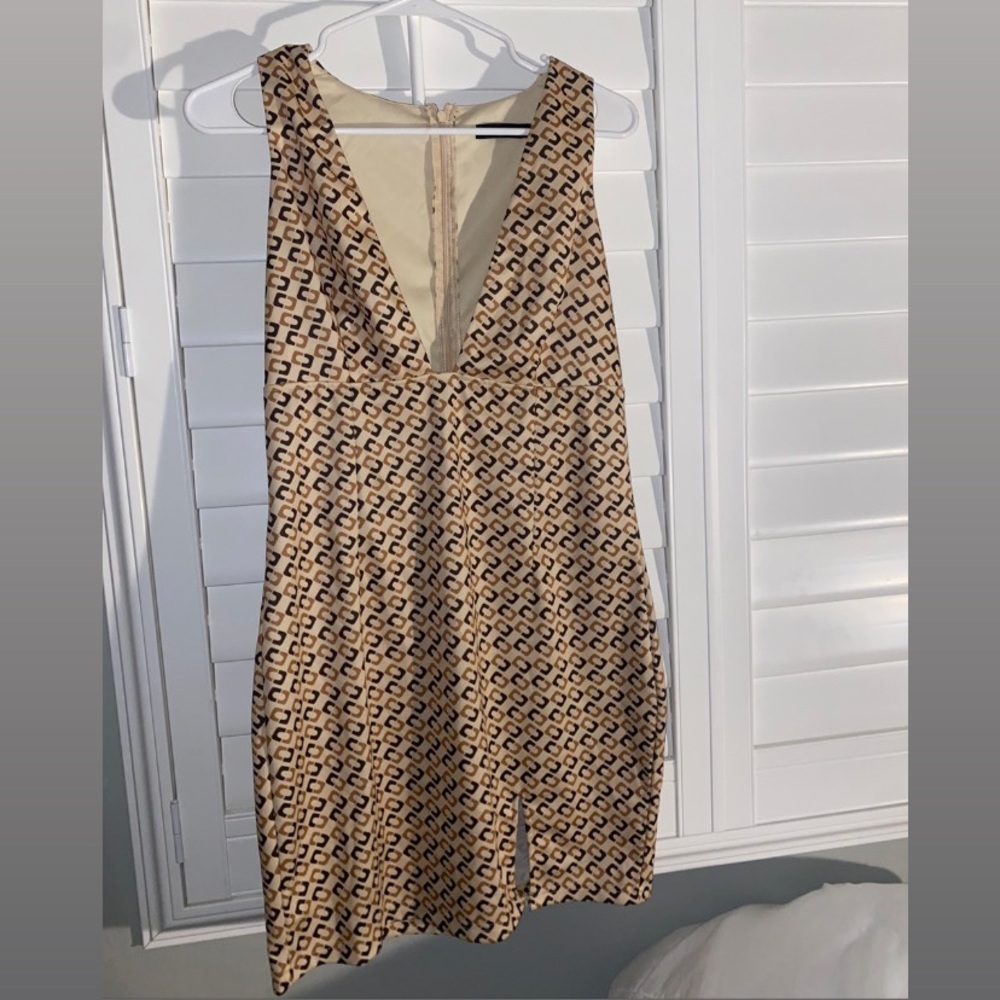Neck slit mini dress